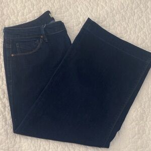 Unpublished Wide Leg Crop/Short Jeans